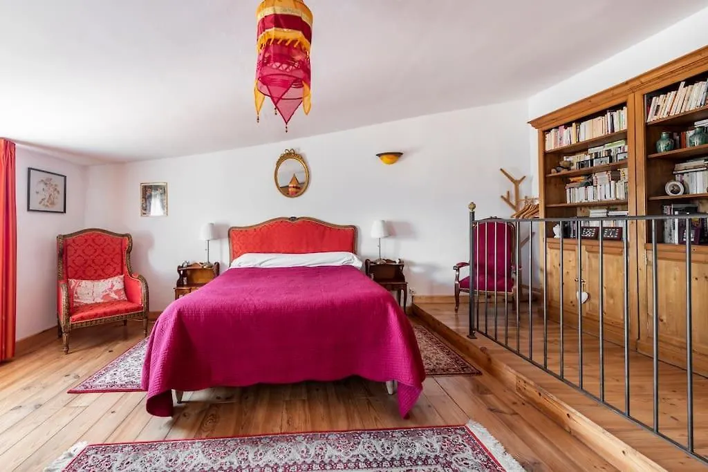 Bed & Breakfast Six Chandelles M'Etaient Comptees Puimoisson France