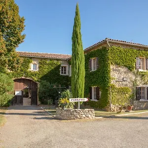 https://relais-du-silence-lauberge-la-plaine.hotels-rhonealpes.com